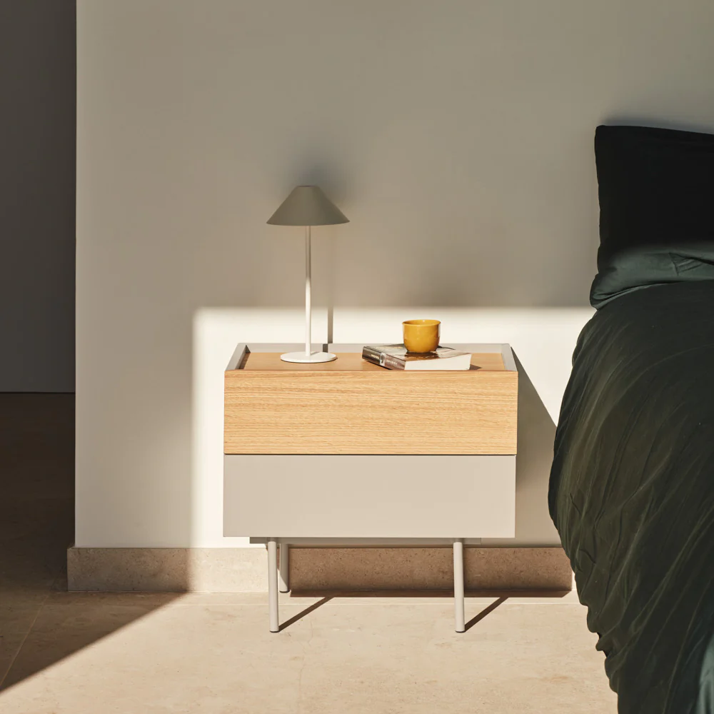 Mesita de noche Otto Teulat - Ref. 17333_TE - Ideas de Regalos Sostenibles: Juguetes de Madera y Bazar Ecológico Mesita de noche Otto Teulat - Ref. 17333_TE - Ideas de Regalos Sostenibles: Juguetes de Madera y Bazar Ecológico