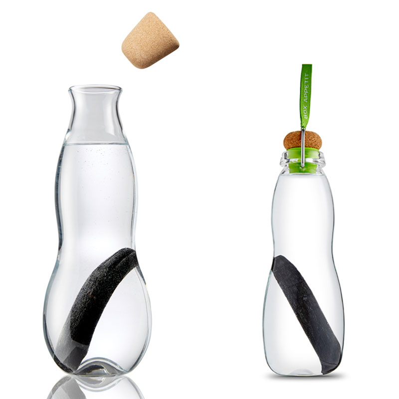 Duo bouteilles filtrantes maison + bureau, de black+blum - Vins sélectionnés – Goût et élégance | Livraison gratuite dès 50€ Duo bouteilles filtrantes maison + bureau, de black+blum - Vins sélectionnés – Goût et élégance | Livraison gratuite dès 50€